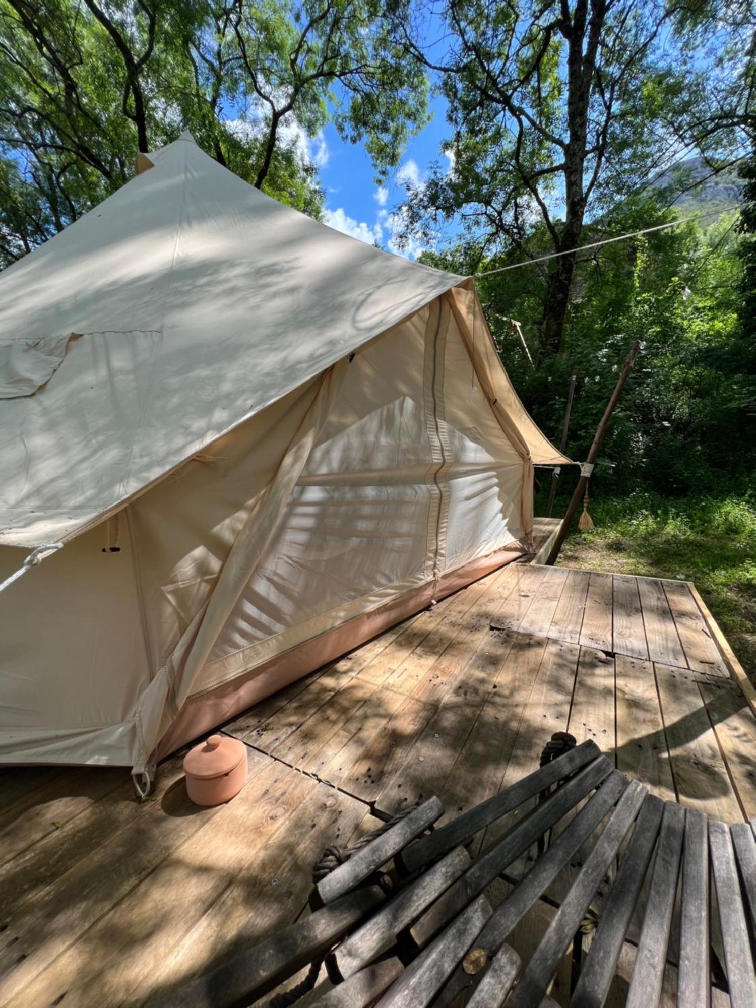 Tente Lodge En Pleine Nature Sumène Dış mekan fotoğraf